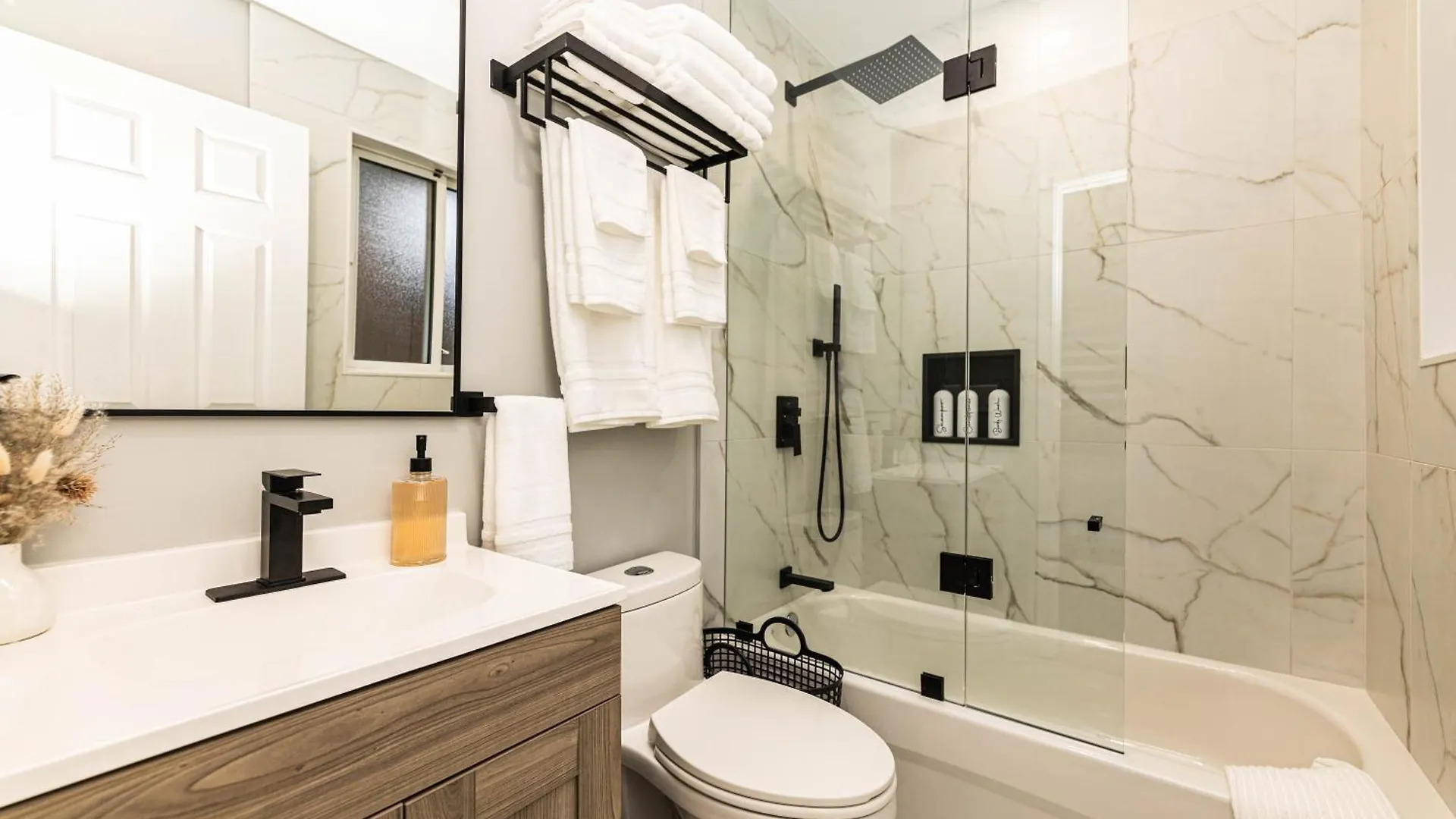 Matilda'S Luxury House Apartment Mississauga